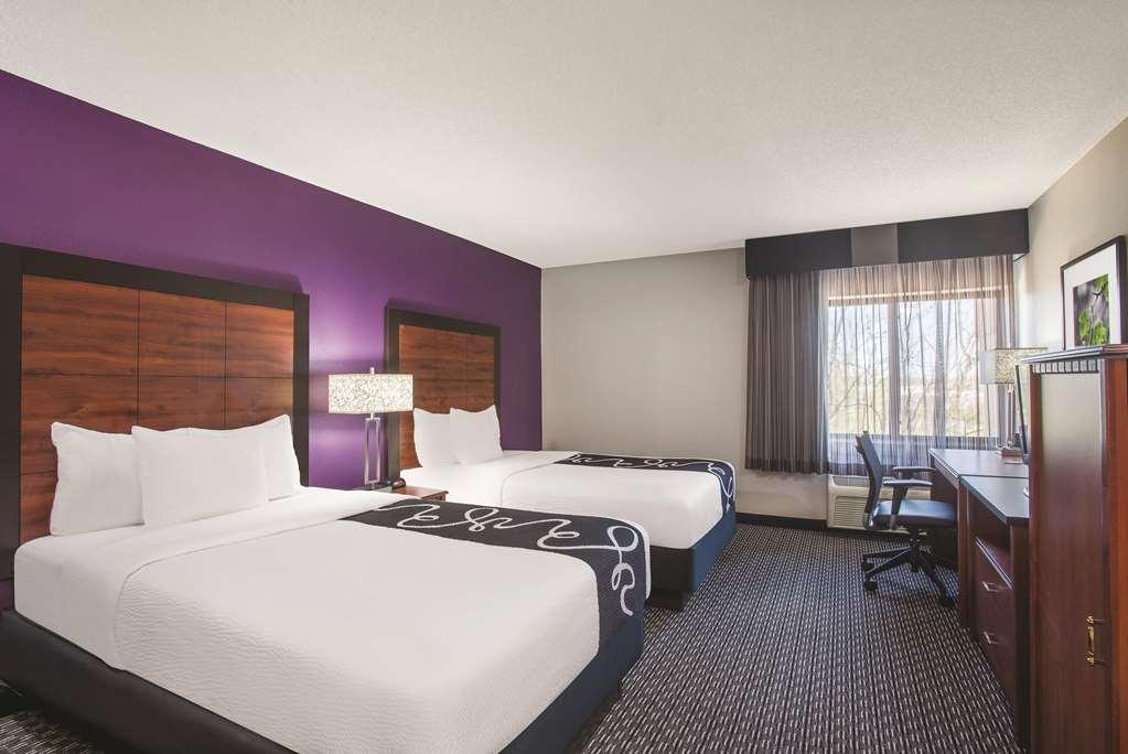 Howard Johnson By Wyndham Sacramento Downtown Номер фото